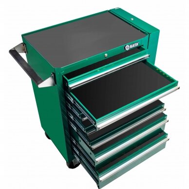 Roller cabinet with tool set trays, 300pcs. 4