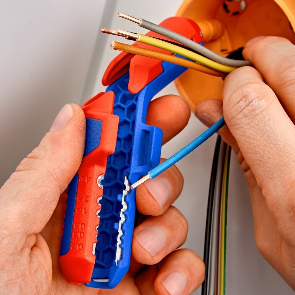 PV cable stripping tool KNIPEX ErgoStrip 8 PV cable stripping tool KNIPEX ErgoStrip 8