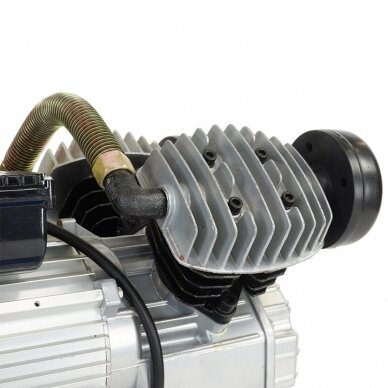 Direct-Driven air compressor 50L 250L/min 8bar 10