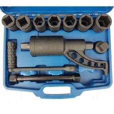 Labor saving wrench 1:64 with sockets set