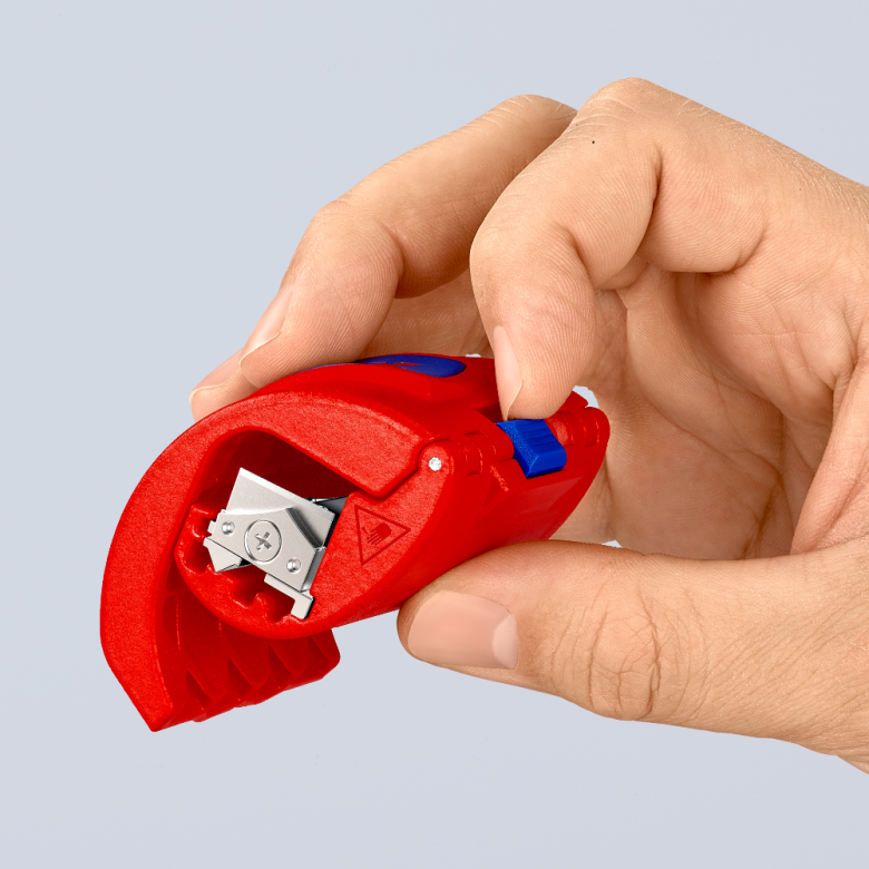 Cutter for plastic pipes and sealing sleves 20-50mm KNIPEX BiX 11 Cutter for plastic pipes and sealing sleves 20-50mm KNIPEX BiX 11